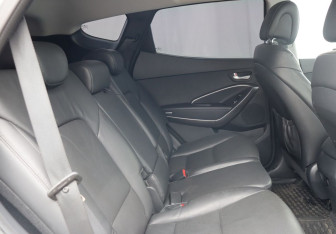 Подержанный автомобиль Hyundai Santa Fe 2015 года (21 фото)