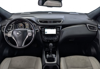 Подержанный автомобиль Nissan Qashqai 2018 года (14 фото)