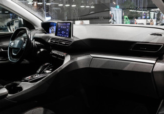 Подержанный автомобиль Peugeot 3008 2019 года (7 фото)