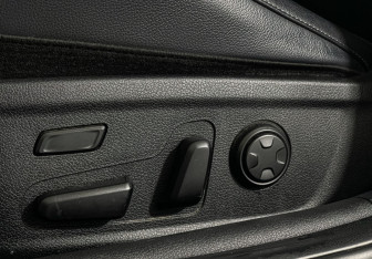 Подержанный автомобиль Kia Stinger 2021 года (16 фото)