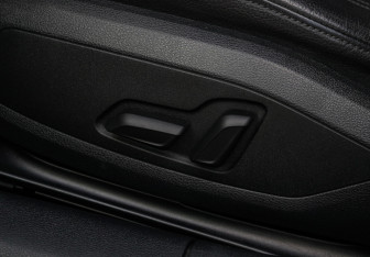 Подержанный автомобиль Audi A4 Sedan 2019 года (16 фото)