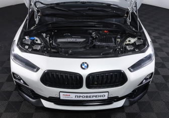 Подержанный автомобиль BMW X2 2019 года (9 фото)
