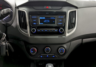 Подержанный автомобиль Hyundai Creta 2020 года (23 фото)