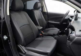 Подержанный автомобиль Changan Alsvin 2023 года (8 фото)