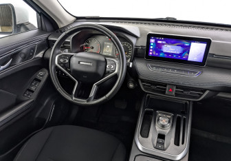 Подержанный автомобиль Haval Jolion 2022 года (29 фото)