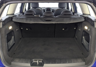 Подержанный автомобиль MINI Clubman Wagon 2018 года (10 фото)