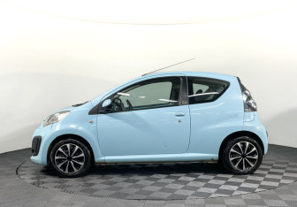 Подержанный автомобиль Citroen C1 2014 года (8 фото)