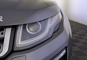 Подержанный автомобиль Land Rover Range Rover Evoque 2018 года (11 фото)