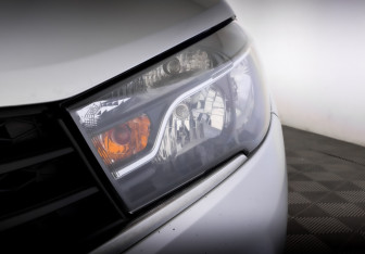 Подержанный автомобиль LADA (ВАЗ) Vesta Sedan 2019 года (17 фото)