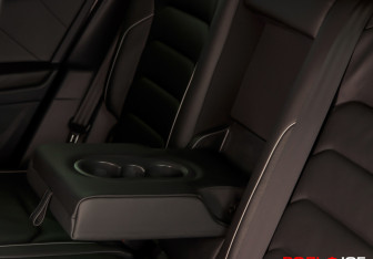 Подержанный автомобиль Volkswagen Tiguan 2018 года (12 фото)