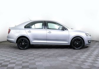 Подержанный автомобиль Skoda Rapid Liftback 2019 года (4 фото)