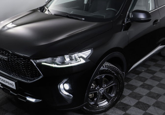 Подержанный автомобиль Haval F7 2021 года (24 фото)