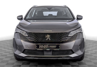 Подержанный автомобиль Peugeot 5008 Suv 2021 года (2 фото)