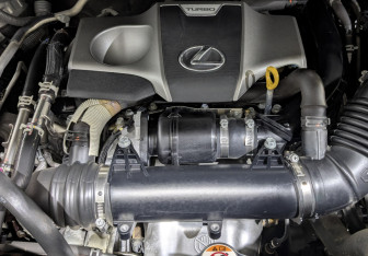 Подержанный автомобиль Lexus RX 2021 года (9 фото)