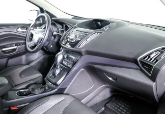 Подержанный автомобиль Ford Kuga 2013 года (9 фото)