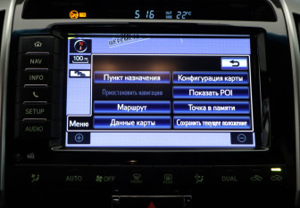 Подержанный автомобиль Toyota Land Cruiser Suv 2014 года (19 фото)