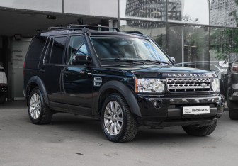 Подержанный автомобиль Land Rover Discovery 2013 года (3 фото)