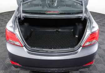 Подержанный автомобиль Hyundai Solaris Sedan 2014 года (22 фото)