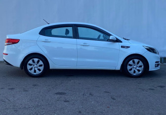 Подержанный автомобиль Kia Rio Sedan 2016 года (4 фото)