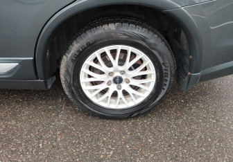 Подержанный автомобиль Mitsubishi Outlander 2016 года (12 фото)