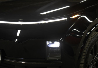 Подержанный автомобиль LiXiang L9 2023 года (29 фото)