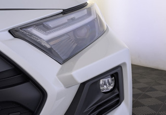 Подержанный автомобиль Toyota RAV4 2024 года (11 фото)