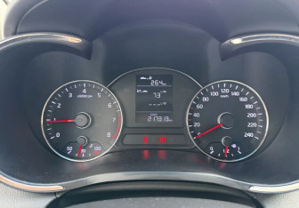 Подержанный автомобиль Kia Cerato Sedan 2014 года (12 фото)