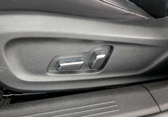 Подержанный автомобиль FAW Bestune B70 2023 года (29 фото)