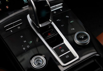 Подержанный автомобиль Chery Tiggo 8 Pro e+ 2023 года (28 фото)