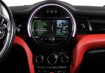 Подержанный автомобиль MINI Hatch 2016 года (14 фото)