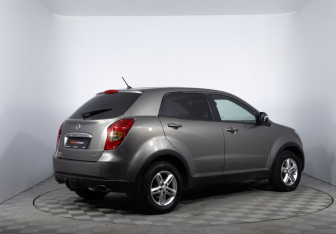 Подержанный автомобиль SsangYong Actyon 2013 года (5 фото)