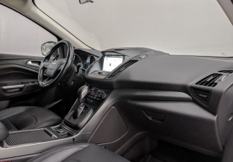 Подержанный автомобиль Ford Kuga 2017 года (13 фото)