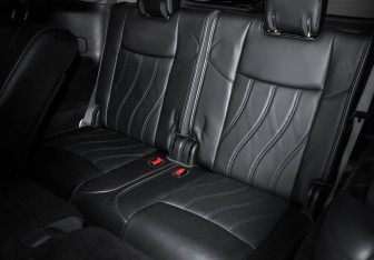 Подержанный автомобиль Infiniti JX 2013 года (16 фото)