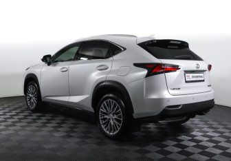 Подержанный автомобиль Lexus NX 2016 года (7 фото)