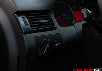 Подержанный автомобиль Audi A6 allroad 2000 года (15 фото)