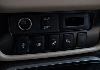 Подержанный автомобиль Mitsubishi Outlander 2019 года (21 фото)