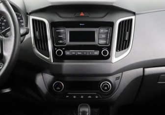 Подержанный автомобиль Hyundai Creta 2020 года (11 фото)