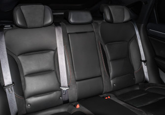 Подержанный автомобиль Geely Tugella 2022 года (18 фото)