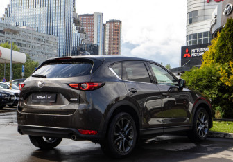 Подержанный автомобиль Mazda CX-5 2019 года (4 фото)
