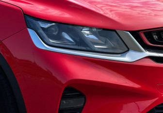 Подержанный автомобиль Geely Coolray 2020 года (15 фото)
