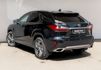 Подержанный автомобиль Lexus RX 2016 года (7 фото)