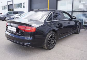 Подержанный автомобиль Audi A4 Sedan 2012 года (5 фото)