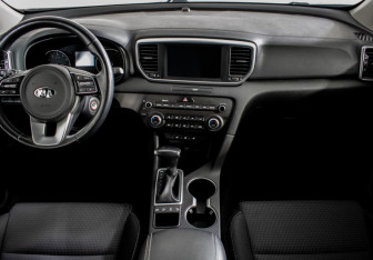 Подержанный автомобиль Kia Sportage 2021 года (11 фото)