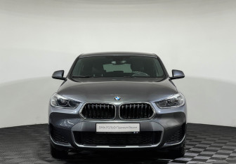 Подержанный автомобиль BMW X2 2020 года (3 фото)