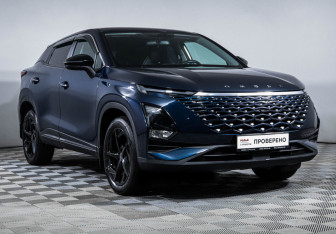 Подержанный автомобиль Omoda C5 2023 года (3 фото)