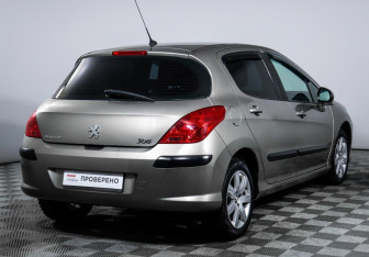 Подержанный автомобиль Peugeot 308 Hatchback 2011 года (5 фото)