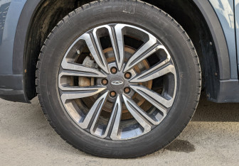 Подержанный автомобиль Chery Tiggo 8 2020 года (12 фото)