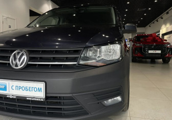 Подержанный автомобиль Volkswagen Caddy Compactvan 2016 года (9 фото)