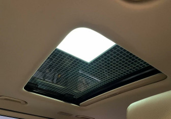 Подержанный автомобиль Hyundai Grand Starex 2018 года (12 фото)