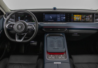 Подержанный автомобиль Voyah Free 2023 года (13 фото)